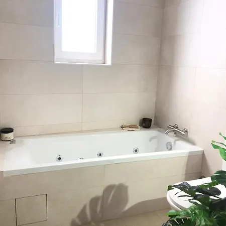 Familiar Com Piscina E Jacuzzi A 30 Min De Lisboa