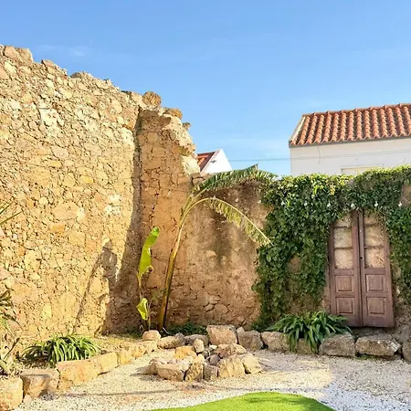 Holiday home Familiar Com Piscina E Jacuzzi A 30 Min De Lisboa