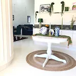 Vakantiehuis Familiar Com Piscina E Jacuzzi A 30 Min De Lisboa