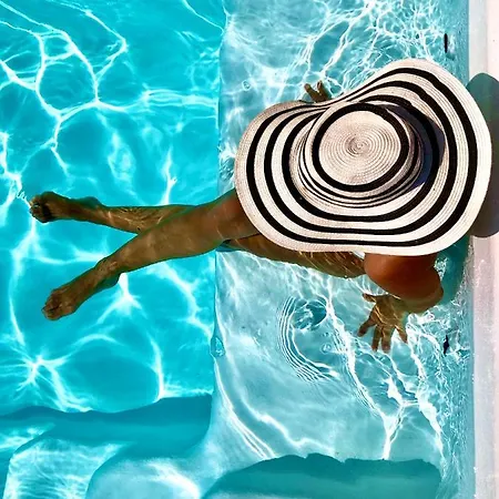 Dom wakacyjny Pool Oasis With Private Parking -vigia 8 Torres Vedras