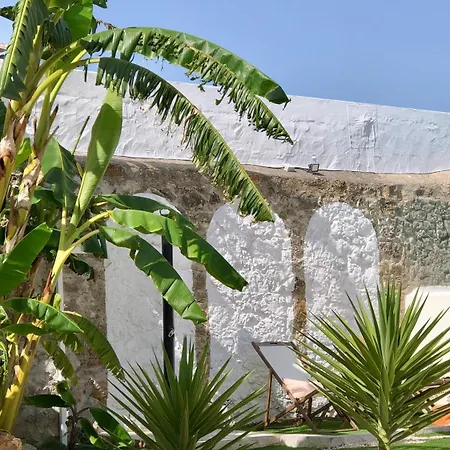 Pool Oasis With Private Parking -vigia 8 Tatil Evi